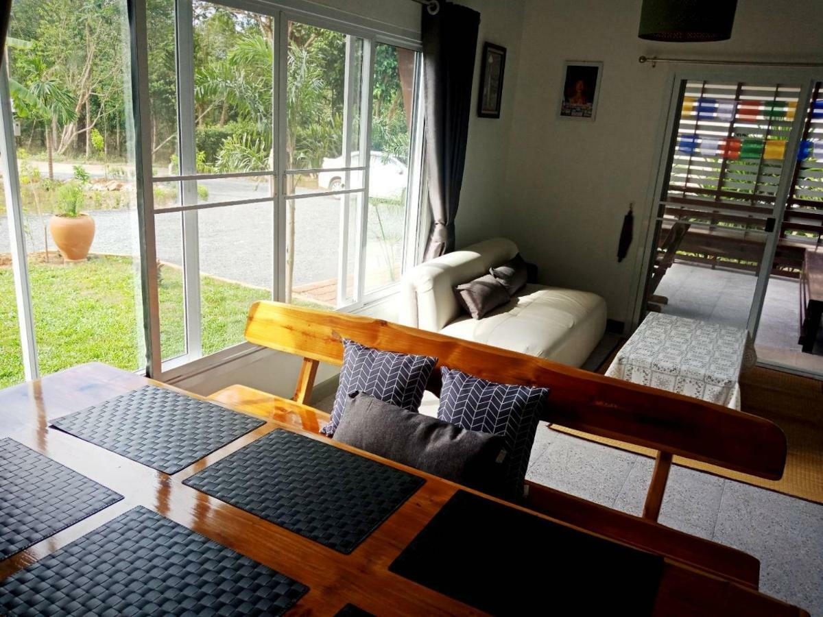 Sunbeam Cottage チャン島 エクステリア 写真