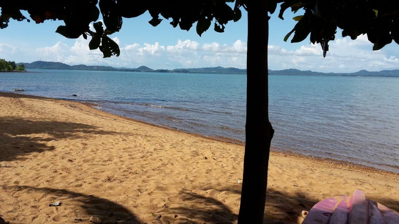 Sunbeam Cottage チャン島 エクステリア 写真