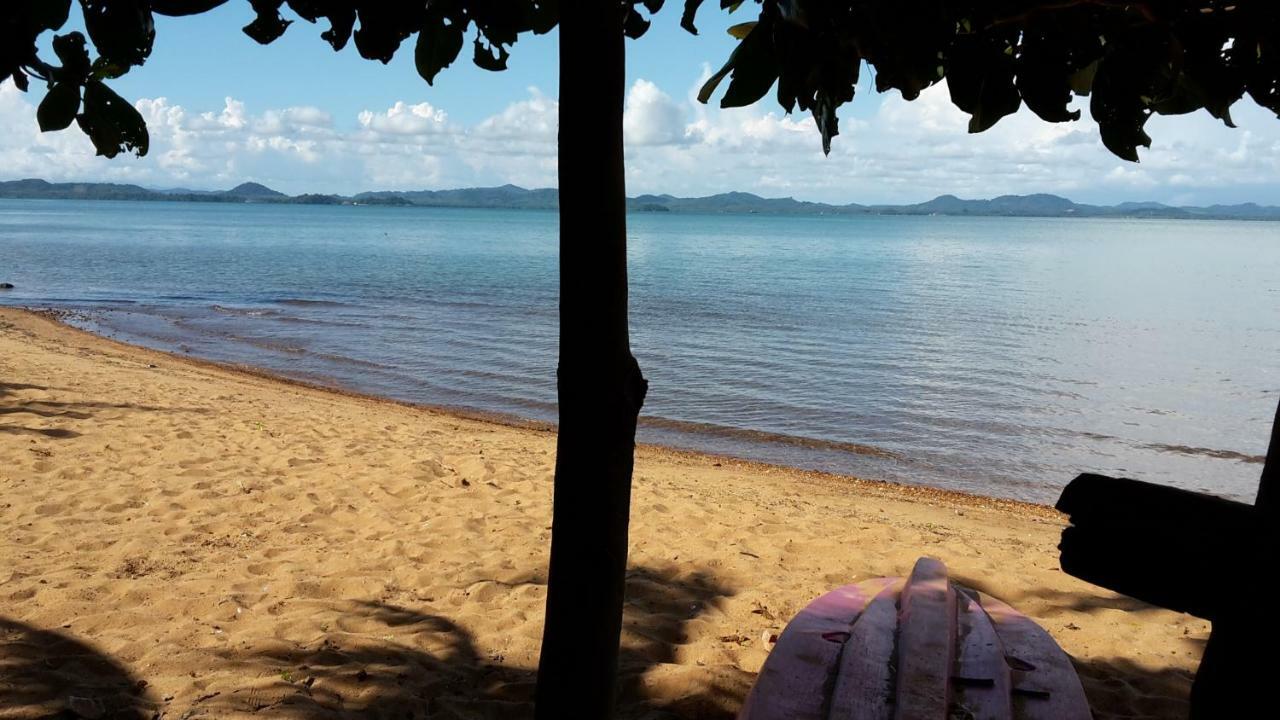 Sunbeam Cottage チャン島 エクステリア 写真